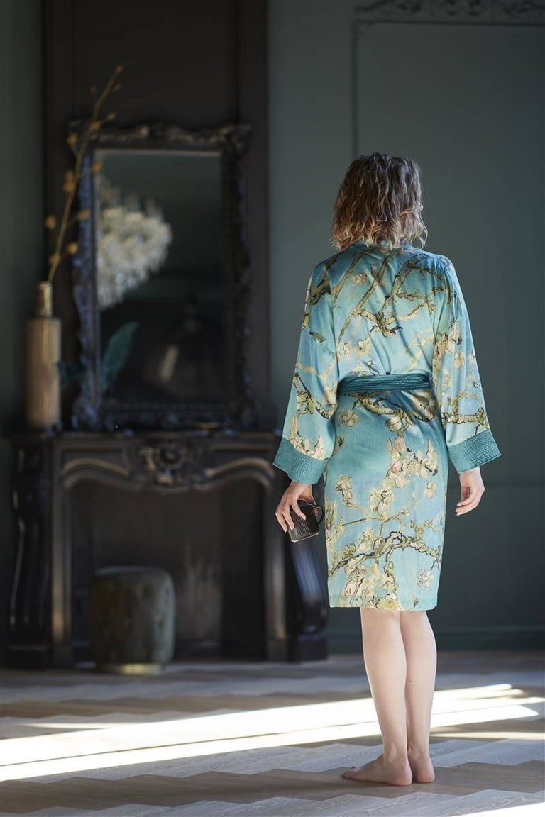 Kimono Mandelblüte
